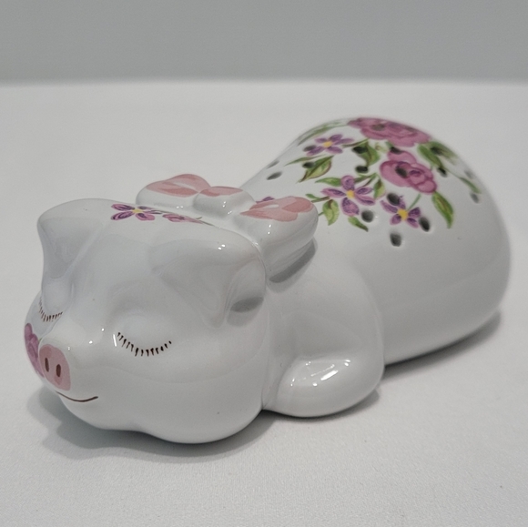 Avon Accents Vintage Ceramic Pig Floral Potpourri Holder Poshmark